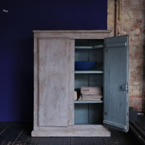 VINTAGE, Schrank hellblau