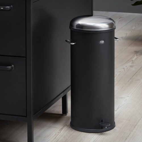 Vipp-17-Treteimer-30-l-schwarz-Situation-1